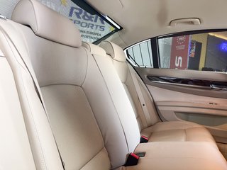 BMW 750i