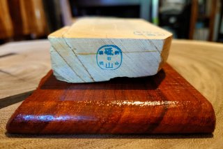 Piedra afilar natural japonesa Okuden Renge Suita
