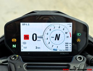 DUCATI HYPERMOTARD 950 RVE -GARANTÍA OFICIAL-
