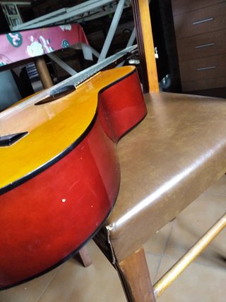 Guitarra Sonora C-392