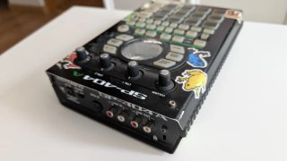 Roland SP-404A Sampler