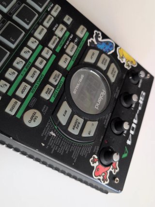 Roland SP-404A Sampler