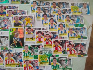 Lote cromos Liga Este 16/17