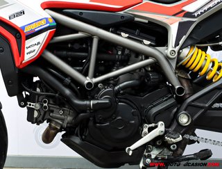 DUCATI HYPERSTRADA ¿A2?