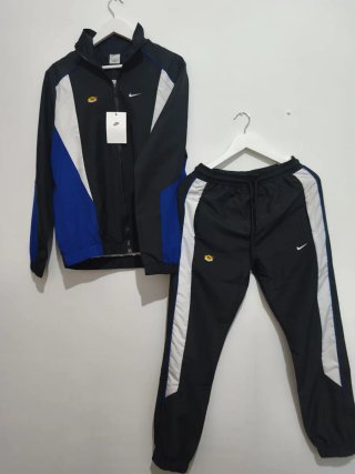 Conjunto Nike tn