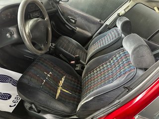 Peugeot 306