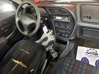Peugeot 306