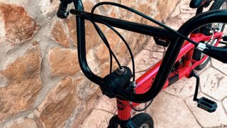 Bicicleta BMX Roja