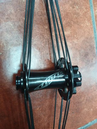 Buje Stout Pro XC 28 Radios Negro