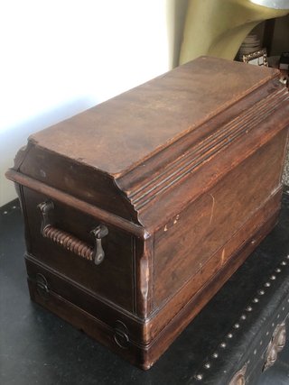 Máquina de coser Singer antigua