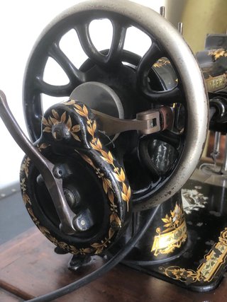 Máquina de coser Singer antigua