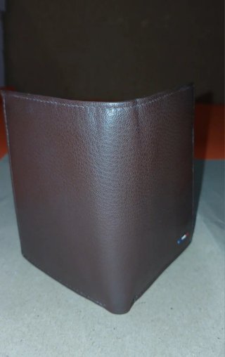 Cartera de piel hombre marrón