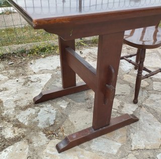3 conjuntos de Mesa y 4 sillas madera maciza