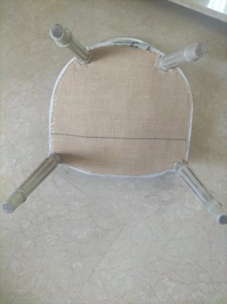 Silla  clásica antigua restaurada