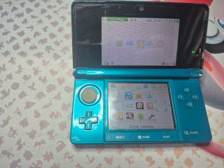 Nintendo 3DS Azul + 2 Juegos
