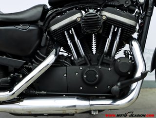 HARLEY-DAVIDSON SPORTSTER IRON 883