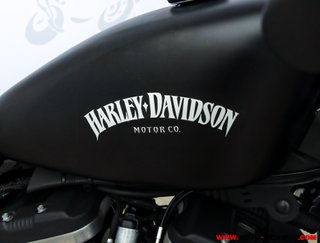 HARLEY-DAVIDSON SPORTSTER IRON 883