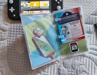 Nintendo Switch Lite e Pokemon Spada
