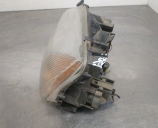 Ford 441243 0301173305 faro fiesta berlina (dx)