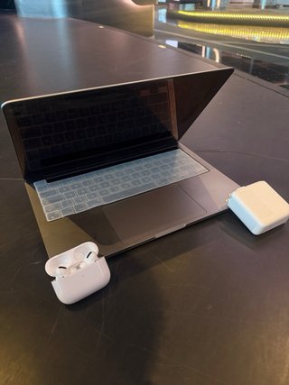 MacBook Pro M1 2020 Gris Espacial