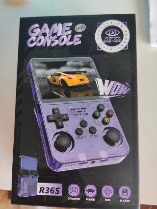 Consola retro R36S 64GB con juegos + emuladores.
