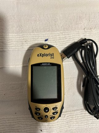 GPS Magellan Explorist 210