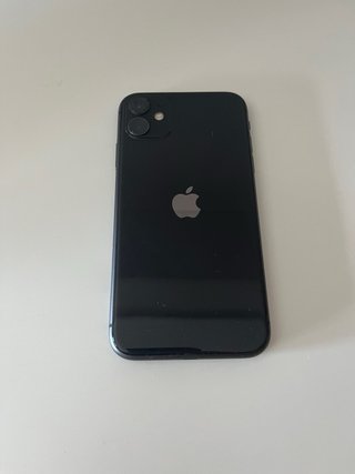 iPhone 11 Negro 64GB - Batería 74%