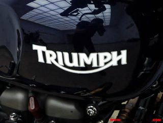 TRIUMPH SPEED TWIN 1200