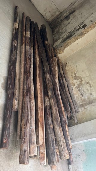 Vigas madera maciza antiguas