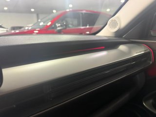 Jeep Avenger 2025 summit