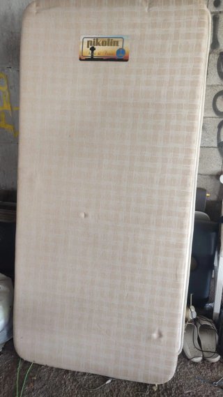 Cama completa 90x190 cm con colchón Beige/Blanco