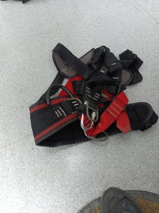 Arnés de seguridad ROCA