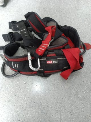 Arnés de seguridad ROCA