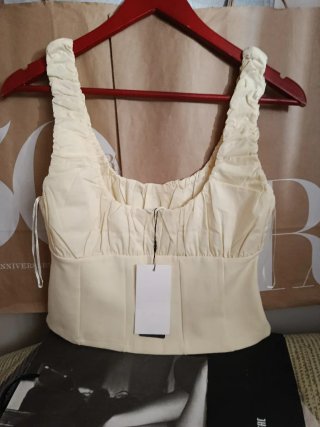 Top Zara amarillo fruncido