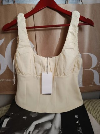 Top Zara amarillo fruncido