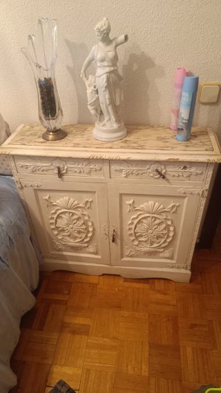 Sinfonier mármol y madera