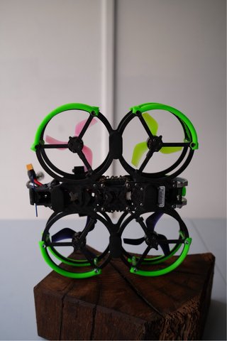 Dron Cinewhoop Diatone Taycan 3" FPV (Vista)