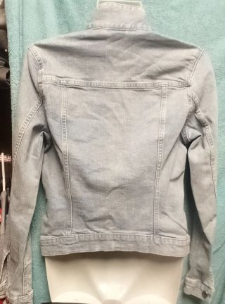 Cazadora vaquera denim con parches