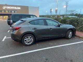 Mazda 3 2016
