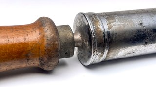 Bomba de engrase antigua años 30/40 metal madera