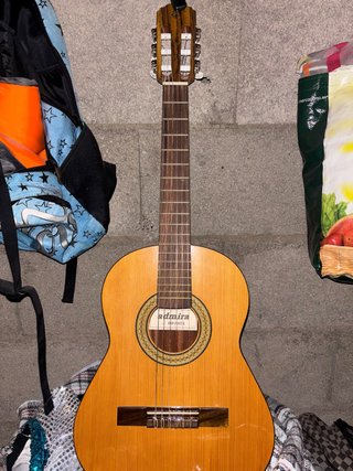 Guitarra Admira Infante