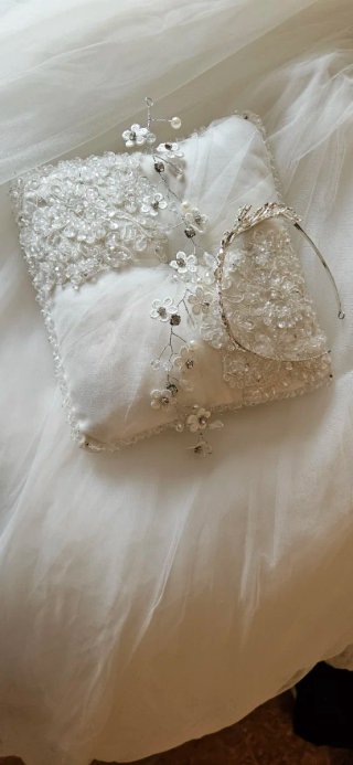 Vestido de Novia Talla M con todo incluido.