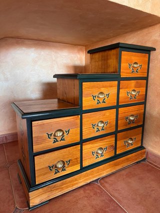 Mueble cajonera escalonada