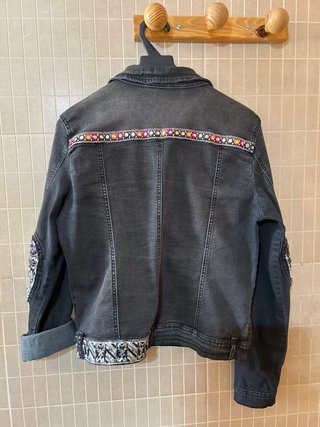 Chaqueta vaquera Onado bordada
