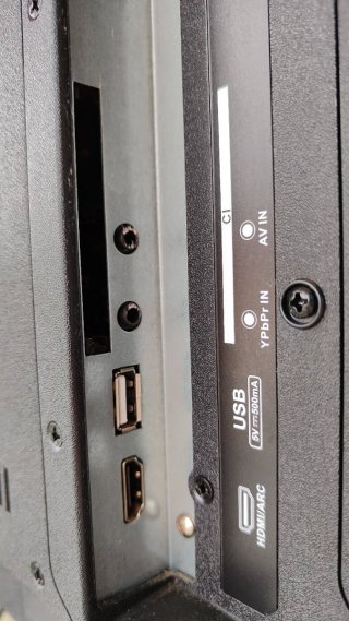 TV LED 22" Qilive  ¡¡COMO NUEVO!!