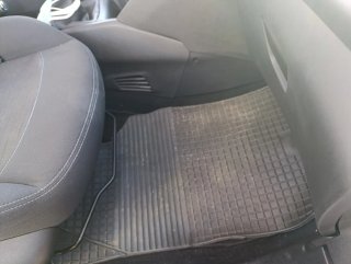 Peugeot 208 gasolina  1.2 pure. Peugeot 208 2018