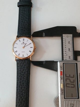 Reloj Cyma Quartz Vintage Dama Dorado