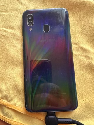Samsung Galaxy A40 Nero - Non si accende.