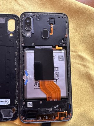 Samsung Galaxy A40 Nero - Non si accende.
