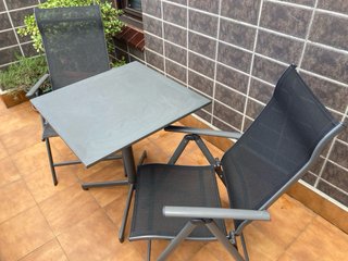 Mesa y 4 Sillas Exterior Plegables